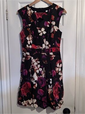 RW&CO. Black Floral Cutout Fit & Flare Dress with Pockets - Size 4